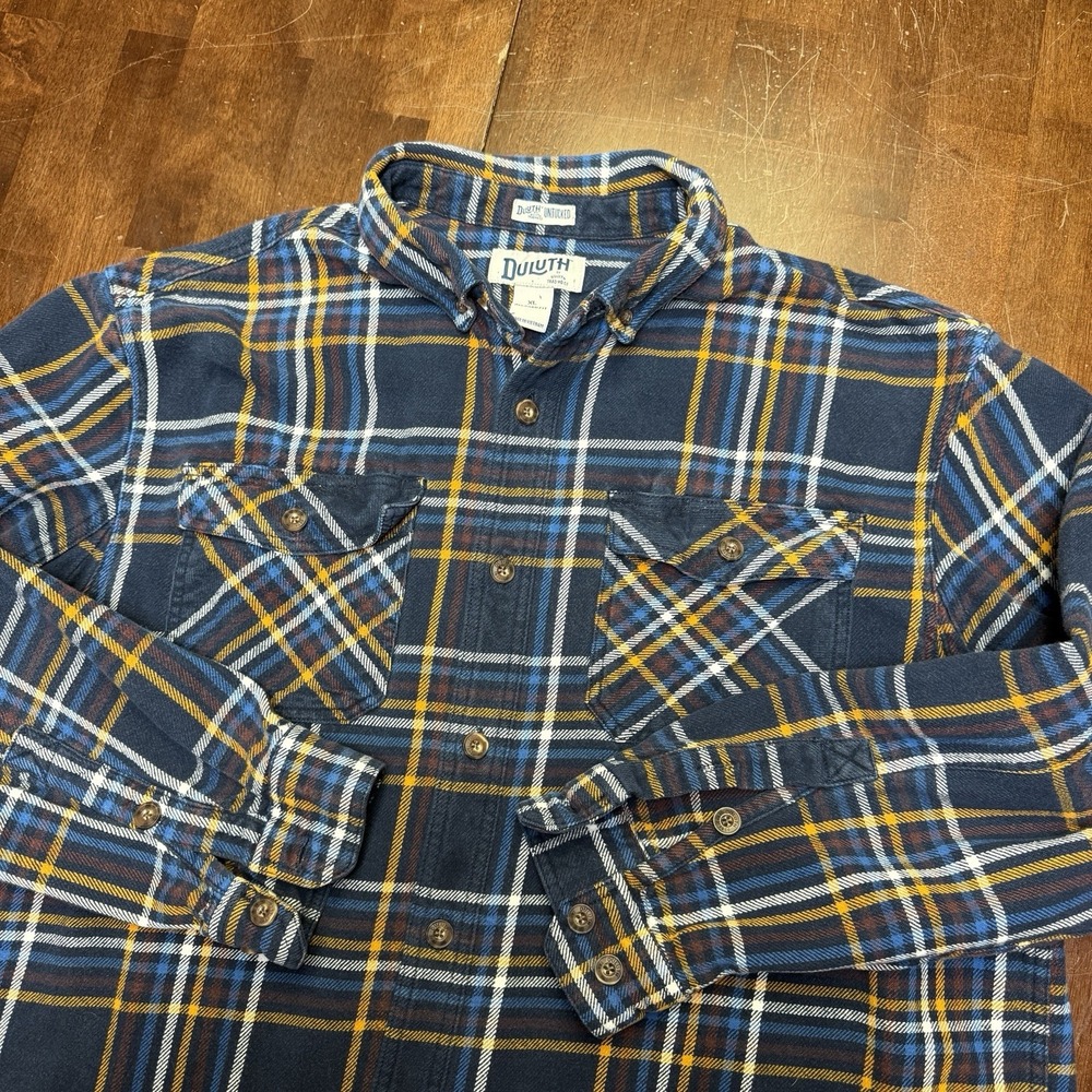 Duluth Trading Shirt Men XL Flannel Plaid Button Untucked‎ Outdoor Heavy Thick